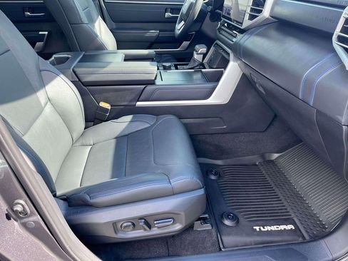 Used 2023 Toyota Tundra Platinum AWD/4WD image 17
