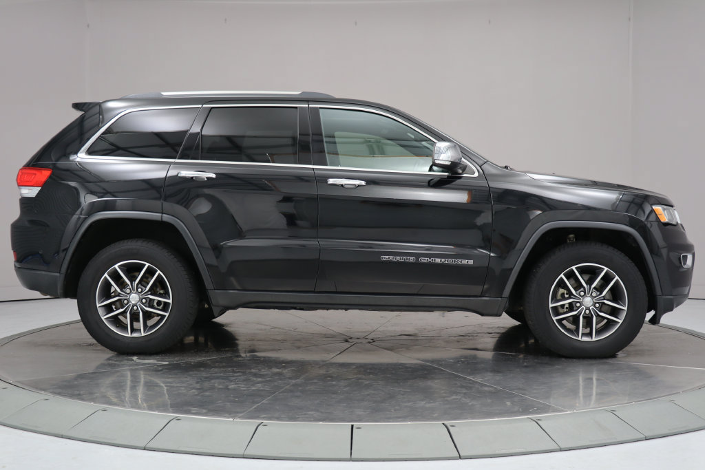 Used 2018 Jeep Grand Cherokee Limited AWD/4WD image 6
