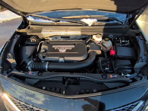 Certified 2023 Cadillac XT4 Sport w/ Technology Package image 14