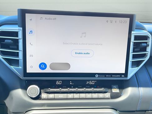 Used 2022 Toyota Tundra Platinum w/ Advanced Package AWD/4WD image 10