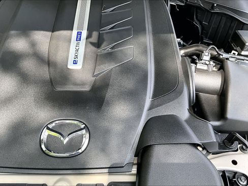 Used 2024 MAZDA CX-90 Plug-In Hybrid w/ Preferred AWD/4WD image 33