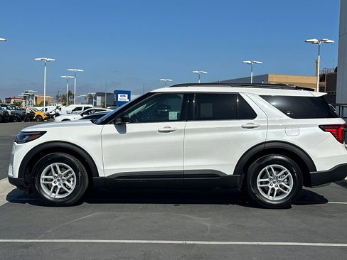 New 2026 Ford Explorer Active w/ Active Comfort Package RWD image 6