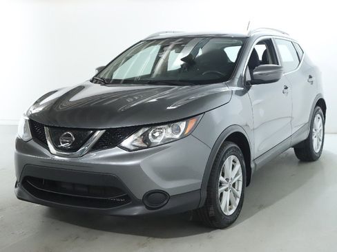 Used 2019 Nissan Rogue Sport SV image 4
