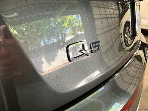 Used 2023 Audi Q5 2.0T Prestige AWD/4WD image 11