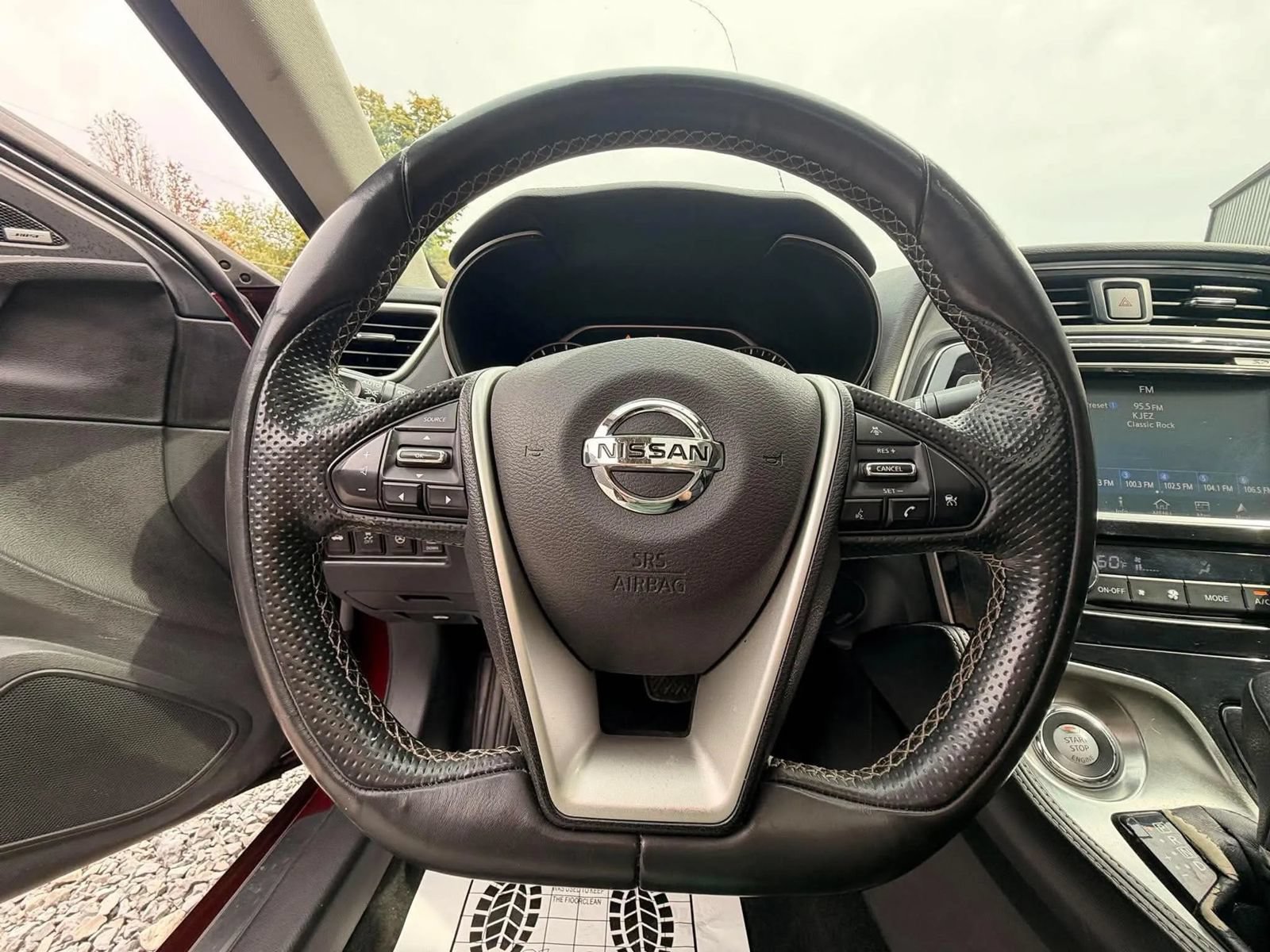 Used 2018 Nissan Maxima Platinum FWD image 12
