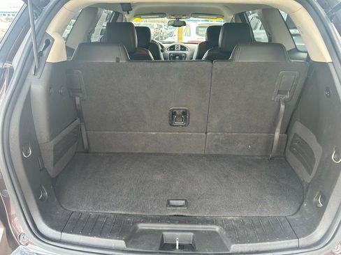 Used 2017 Buick Enclave Leather image 18
