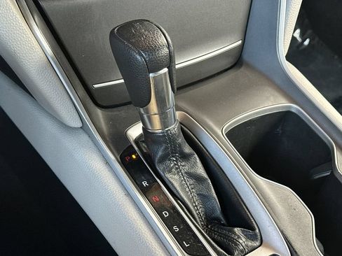 Used 2018 Honda Accord EX image 21