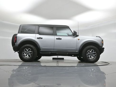 Certified 2024 Ford Bronco Badlands image 46