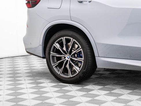 Certified 2025 BMW X5 M60i image 36