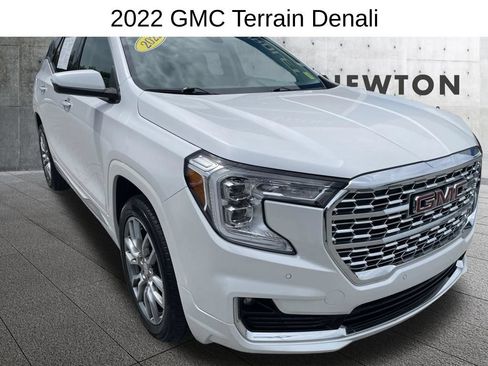 Used 2022 GMC Terrain Denali AWD/4WD image 1