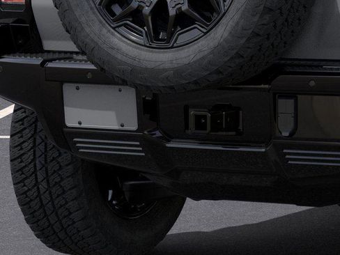 New 2025 GMC Hummer EV 2X image 36