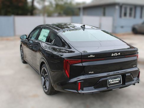 New 2026 Kia K4 GT-Line image 11