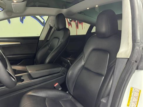 Used 2021 Tesla Model 3 Standard Range Plus RWD image 16