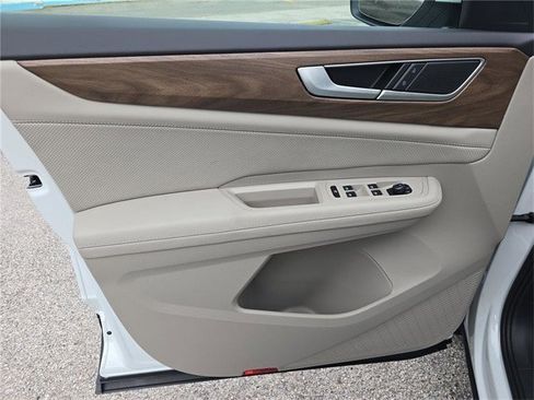 New 2026 Volkswagen Atlas SE image 15