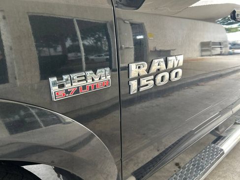 Used 2017 RAM 1500 Laramie AWD/4WD image 13