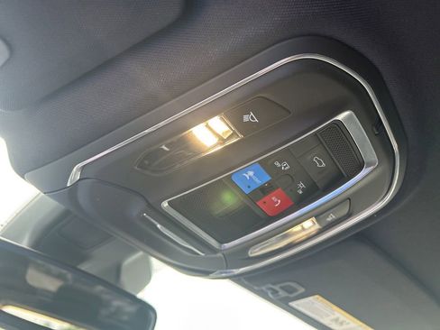 Used 2024 Jeep Grand Cherokee Limited w/ Black Appearance Package RWD image 43