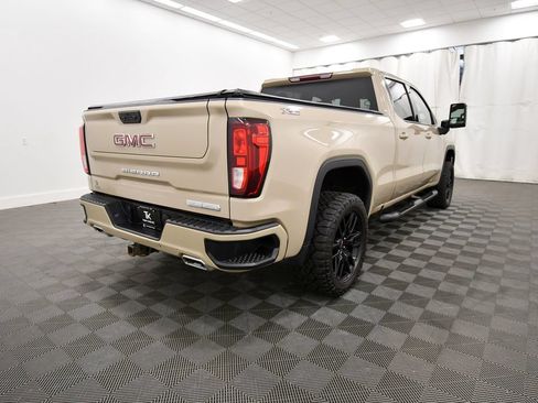 Used 2022 GMC Sierra 1500 Elevation w/ X31 Off-Road Package AWD/4WD image 8