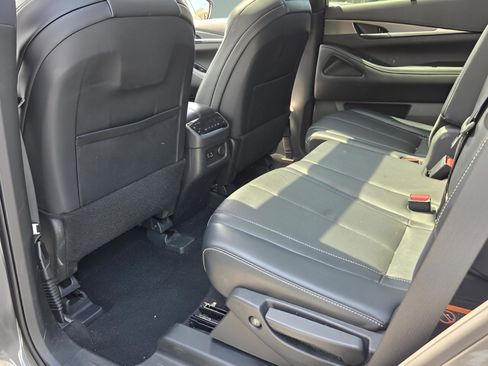 Used 2023 INFINITI QX60 Luxe w/ Cargo Package AWD/4WD image 10