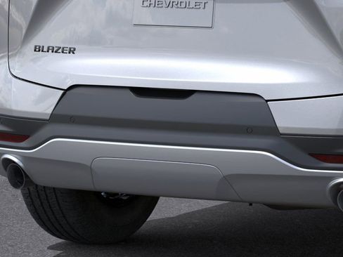 New 2026 Chevrolet Blazer LT w/ Convenience Package FWD image 14
