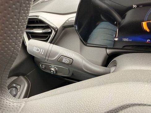 New 2026 Chevrolet TrailBlazer LT image 38