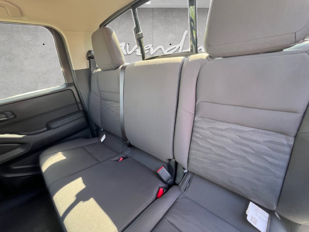 New 2027 Nissan Frontier S RWD image 23
