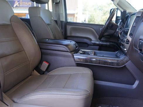 Used 2015 GMC Sierra 2500 Denali w/ Duramax Plus Package AWD/4WD image 21