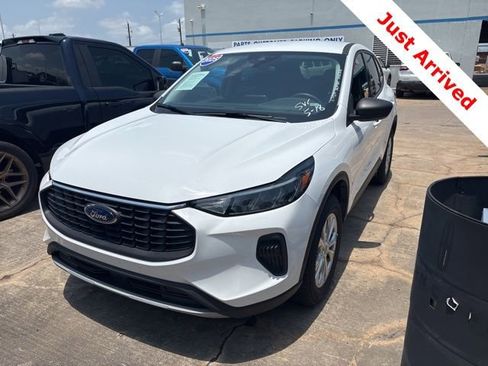 Used 2025 Ford Escape Active AWD/4WD image 1