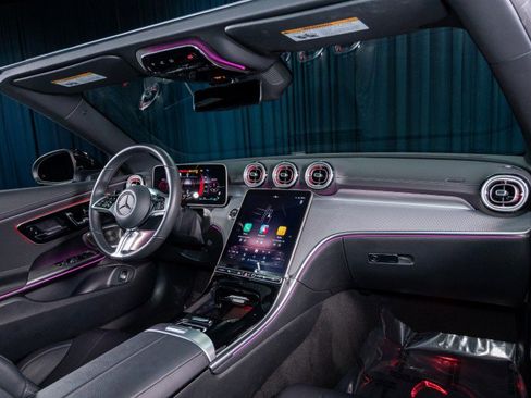 Used 2025 Mercedes-Benz CLE 300 4MATIC Cabriolet image 7