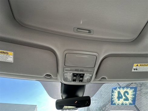 Used 2024 Honda Odyssey EX-L image 26