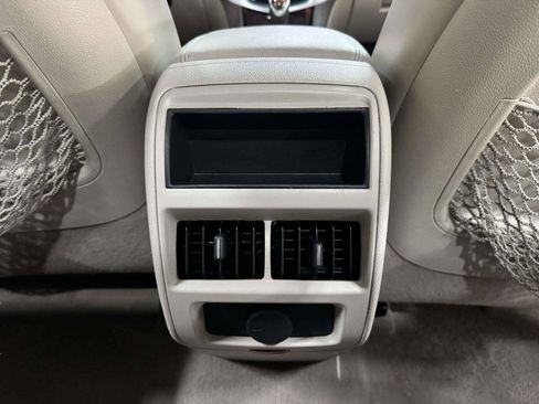 Used 2013 Cadillac SRX Performance FWD image 39