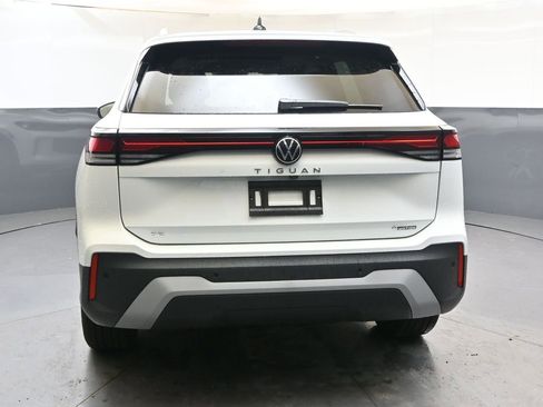 New 2026 Volkswagen Tiguan SE AWD/4WD image 4