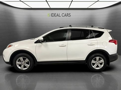Used 2014 Toyota RAV4 XLE AWD/4WD image 8