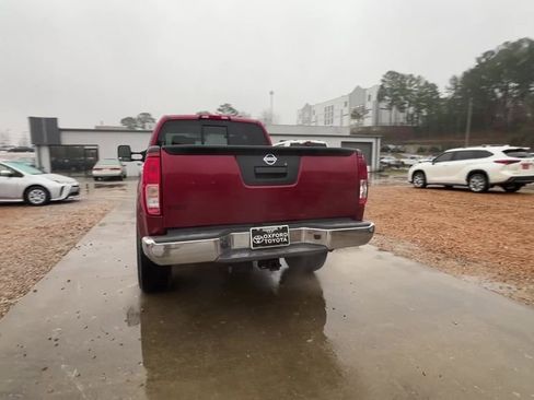 Used 2016 Nissan Frontier SV image 5