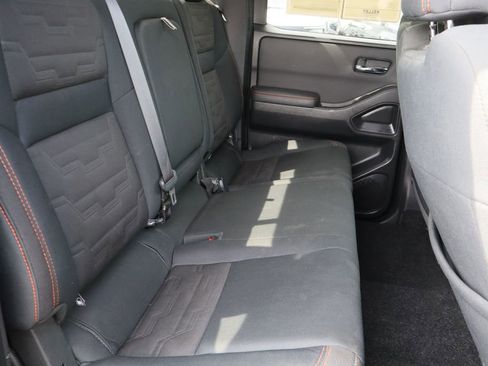 Used 2022 Nissan Frontier Pro-X RWD image 27