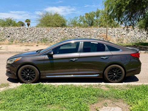 Used 2015 Hyundai Sonata Sport w/ Option Group 03 FWD image 2