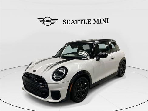 New 2026 MINI Cooper S image 1