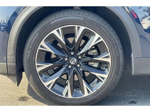 Used 2024 MAZDA CX-90 Plug-In Hybrid w/ Premium Plus AWD/4WD image 11