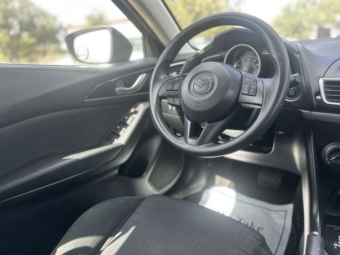 Used 2016 MAZDA MAZDA3 i Sport FWD image 15