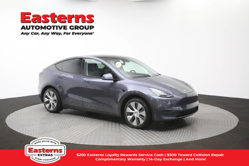 Used 2023 Tesla Model Y Long Range AWD/4WD image 45