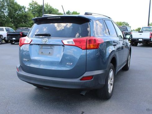 Used 2014 Toyota RAV4 XLE FWD image 7