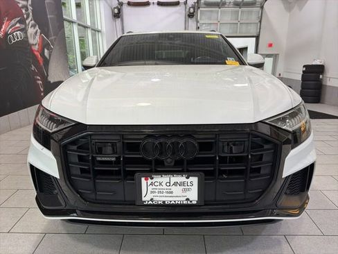 Used 2021 Audi Q8 Prestige w/ Prestige Package AWD/4WD image 7