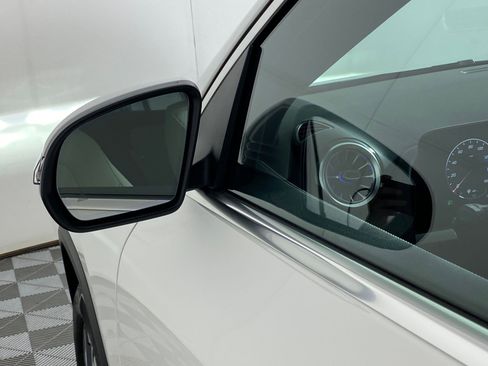 Used 2026 Mercedes-Benz GLA 250 4MATIC image 21