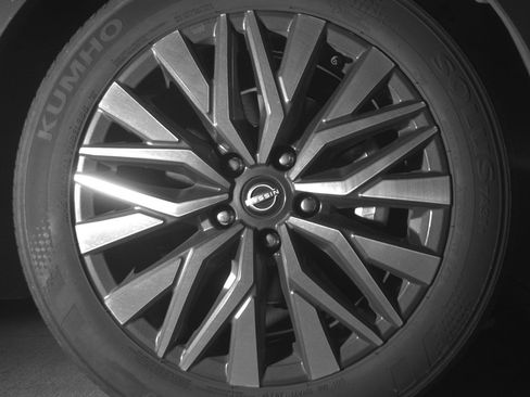 Used 2025 Nissan Altima 2.5 SV image 13