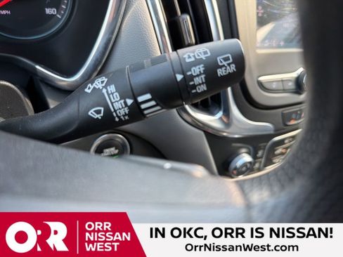 Used 2022 Chevrolet Equinox LT FWD image 30