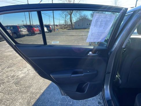Used 2018 Kia Sportage LX AWD/4WD image 20