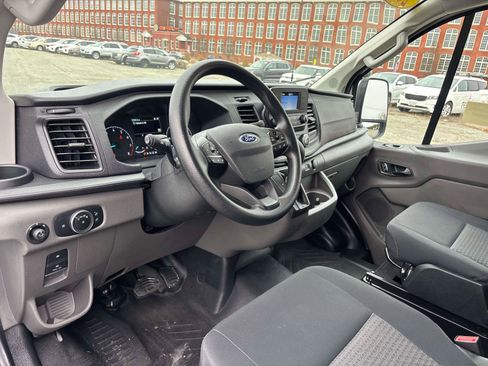 Used 2024 Ford Transit 250 Low Roof w/ Exterior Upgrade Package image 9