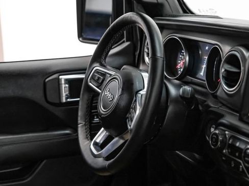 Used 2021 Jeep Wrangler Rubicon AWD/4WD image 14