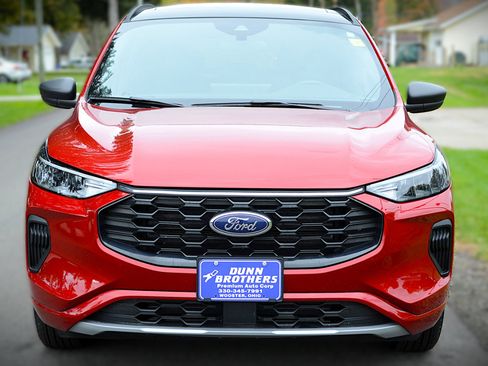 Used 2023 Ford Escape ST-Line w/ Tech Pack #1 image 2