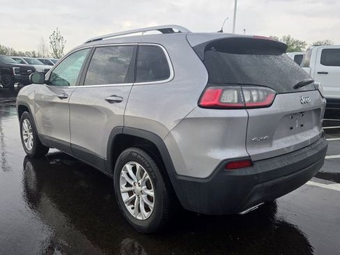 Used 2019 Jeep Cherokee Latitude w/ Cold Weather Group AWD/4WD image 15