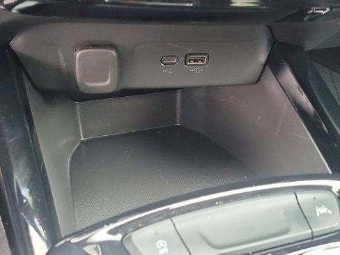 Used 2025 Chevrolet Trax ACTIV w/ Driver Confidence Package image 29